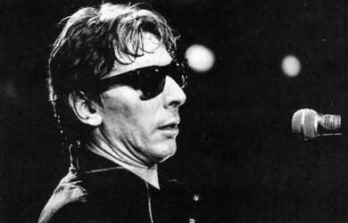 Cale playing Rockpalast 1984