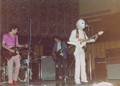 Live at the Greyhound, Croydon - 1975-11-30